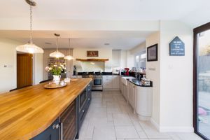 Photo 16- click for photo gallery